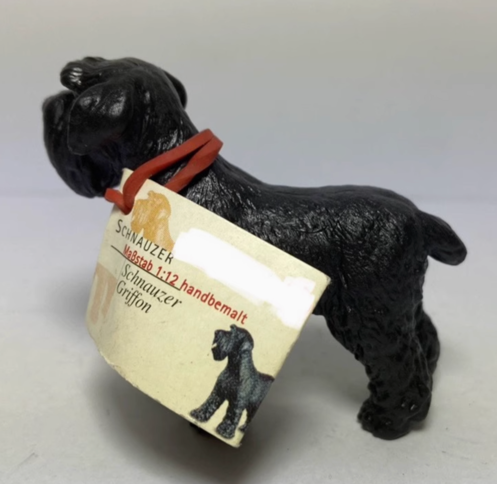 Retired Schleich Black Schnauzer Dog 16306 animal PVC figure figurine model with tag Rare