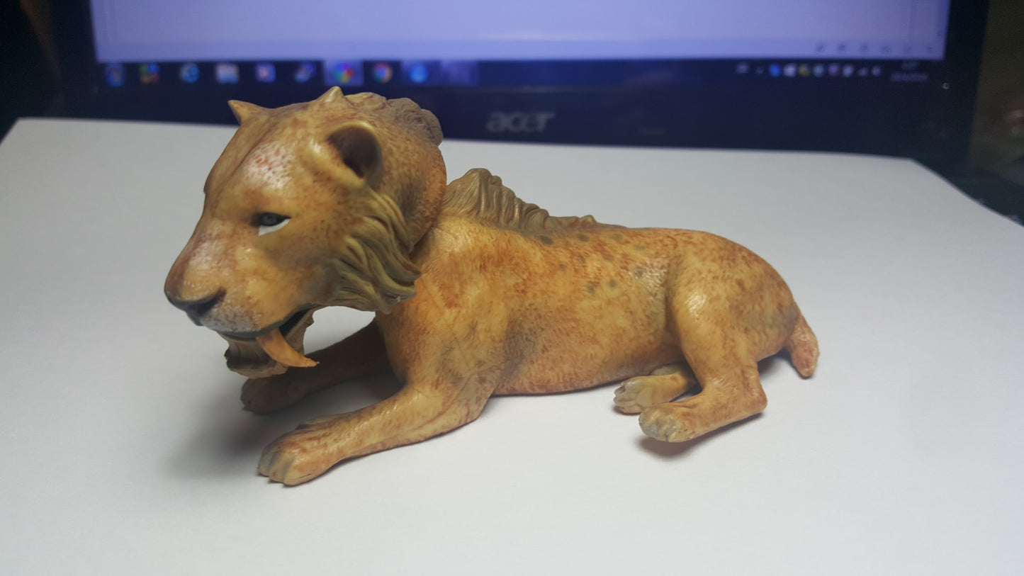Retired FARCRY Primal Smilodon saber-toothed cat dinosaur PVC Model Figure RARE