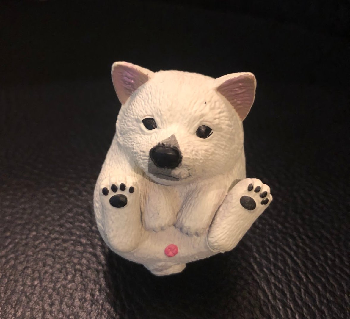 Japan White Shiba Inu Dog Ball Ball Animal PVC Mini Figurine Figure Model