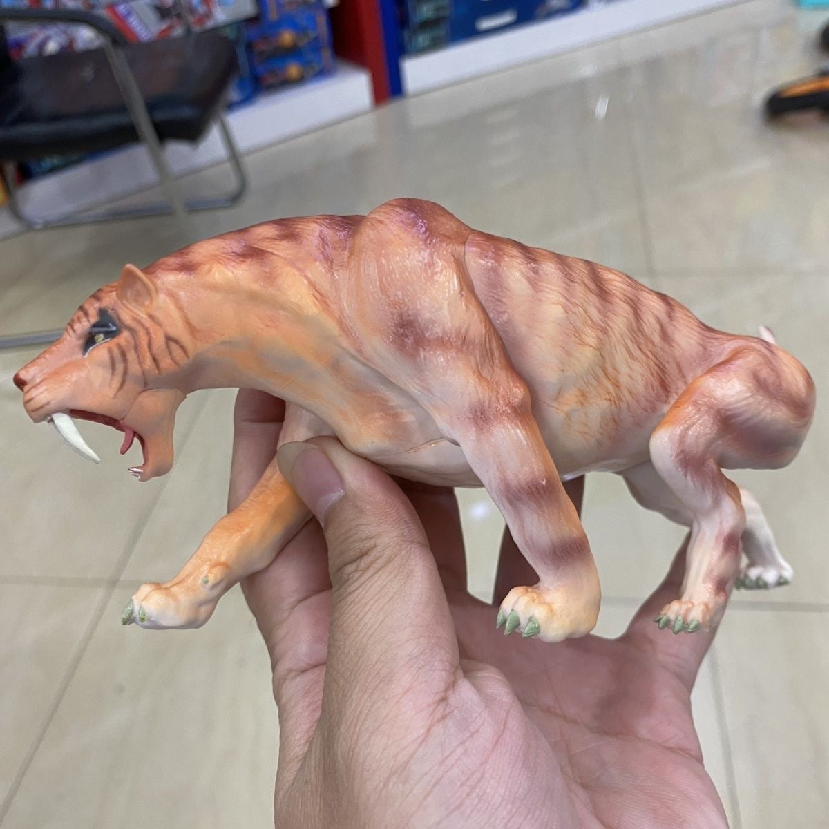 Saber-toothed Cat Smilodon Dinosaur PVC Solid Model Figure Figurine