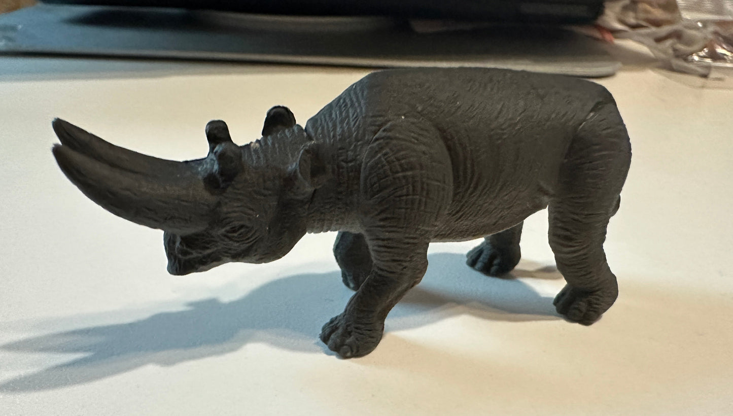 Dino Horizons Arsinoitherium prehistoric dinosaur PVC Mini Figure Figurine Model
