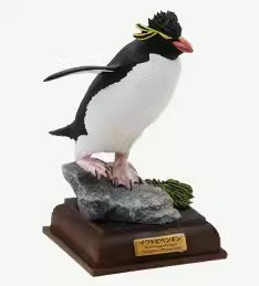 Japan Kitan Club Nature Techni Color Rockhopper Penguin PVC mini capsule figure model figurine with base