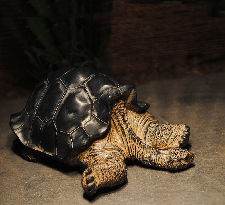 Resting Galápagos Galapagos Giant Land Tortoise Resin Replica Model Figurine Figure 10cm+-
