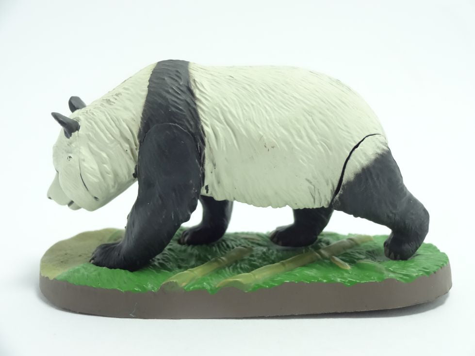 Retired Japan Kaiyodo Endangered Specie Giant Panda animal PVC Mini Model Figure