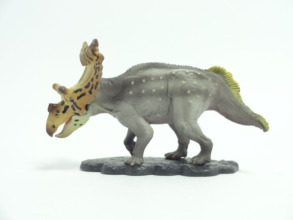 Retired Kaiyodo Triceratops Kosmoceratops Dinosaur PVC mini figure model RARE