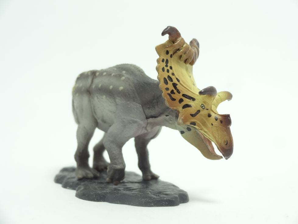 Retired Kaiyodo Triceratops Kosmoceratops Dinosaur PVC mini figure model RARE