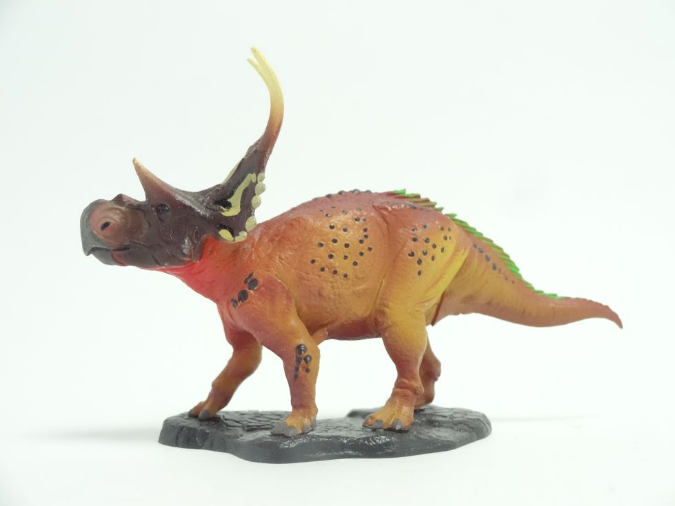 Retired Kaiyodo Triceratops.Diabloceratops Dinosaur PVC mini figure model RARE