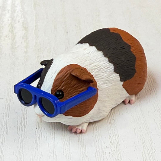 Japan Sunglasses Guinea Pig pet animal PVC mini figure figurine model B
