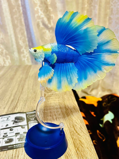 Siamese fighting fish betta fish PVC mini action figure model figurine with joints （Yellow & Blue Full Moon)