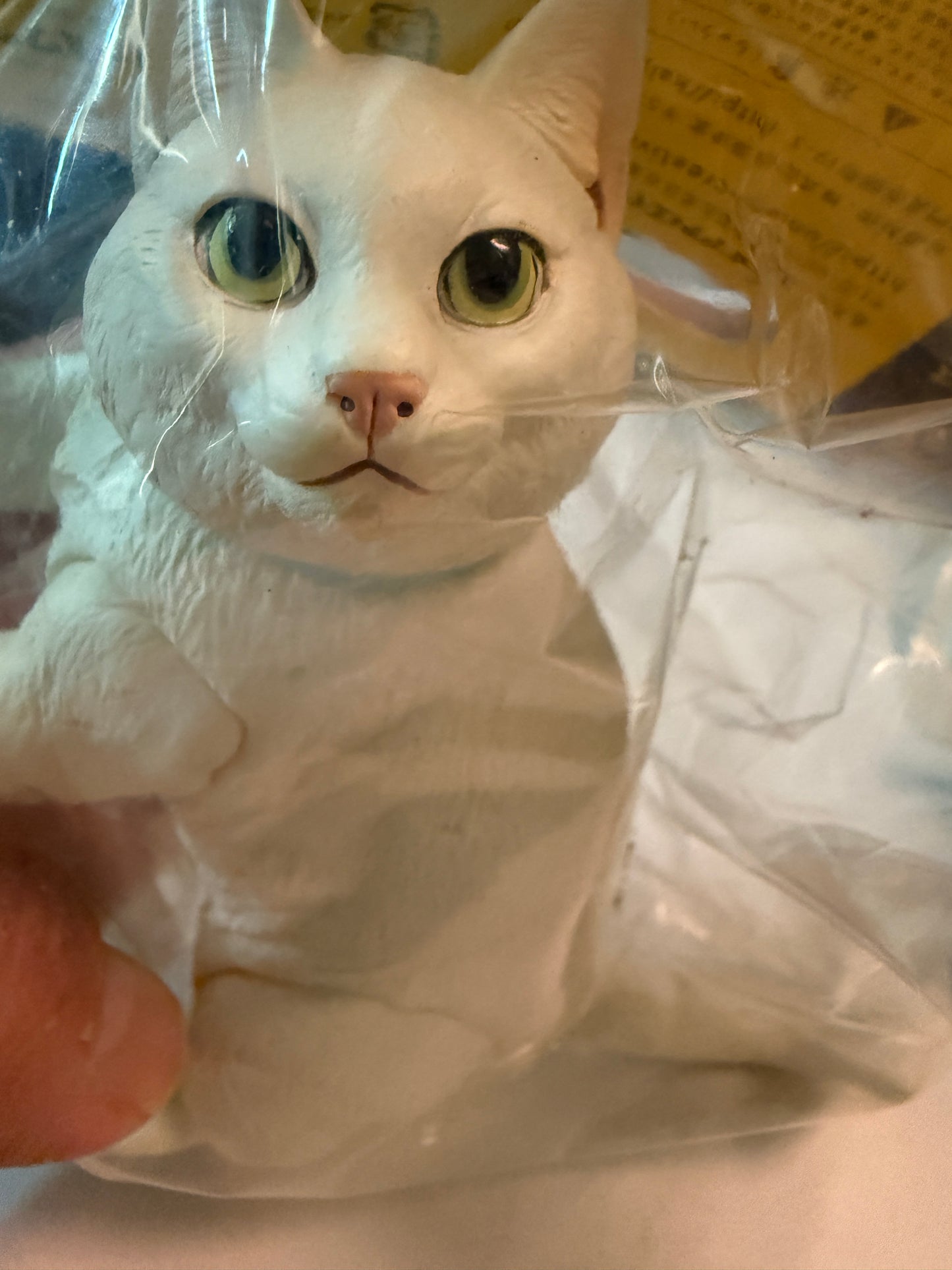 Japan Kaiyodo soft vinyl model White Cat SOFUBI PVC figurine figure model
