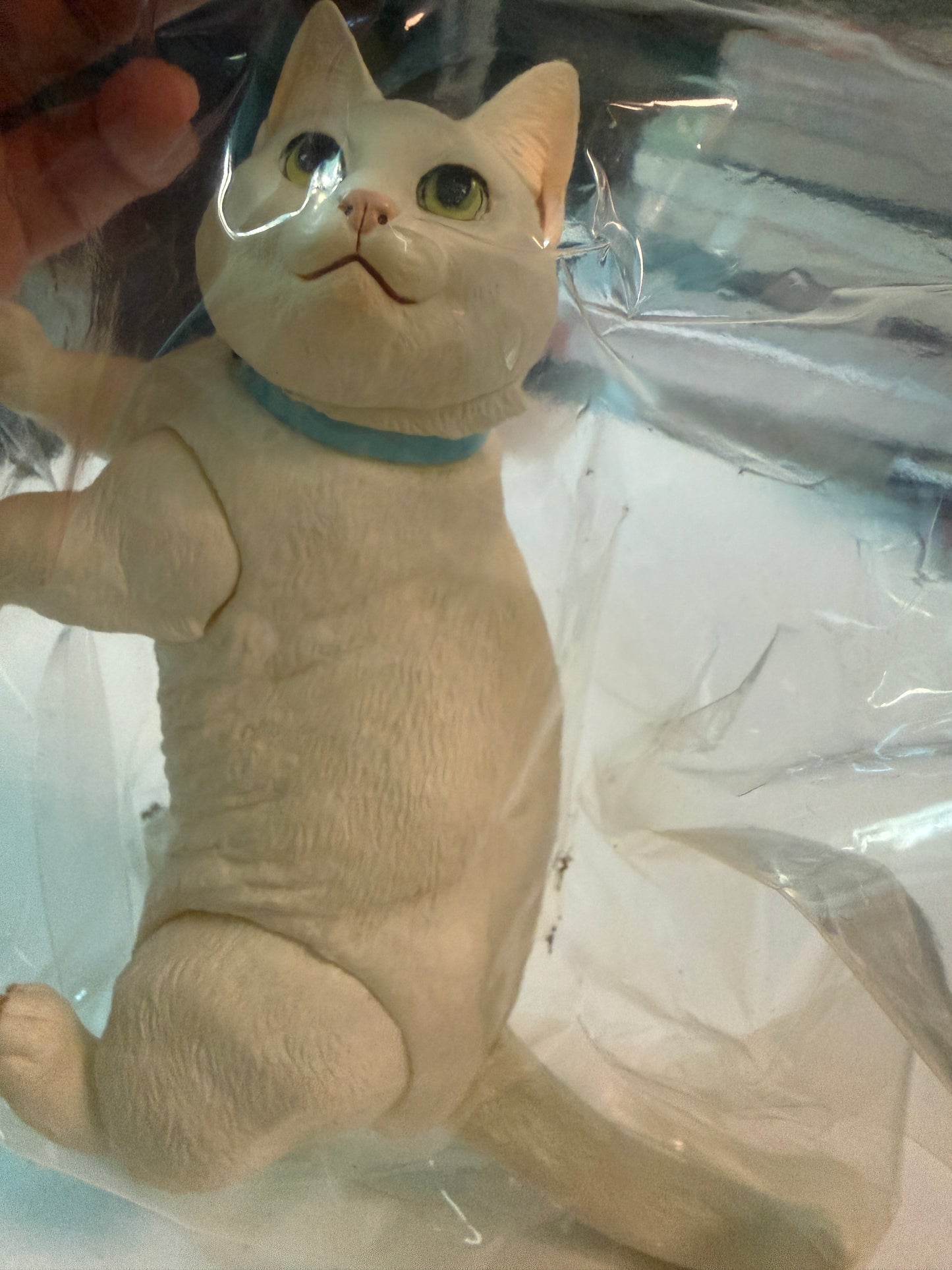 Japan Kaiyodo soft vinyl model White Cat SOFUBI PVC figurine figure model