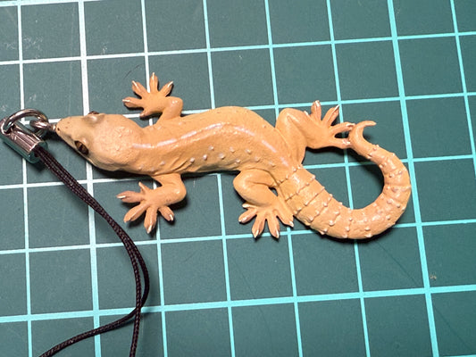 Retired Japan Kitan Club House Gecko skink Lizard PVC mini pvc figure model keychain