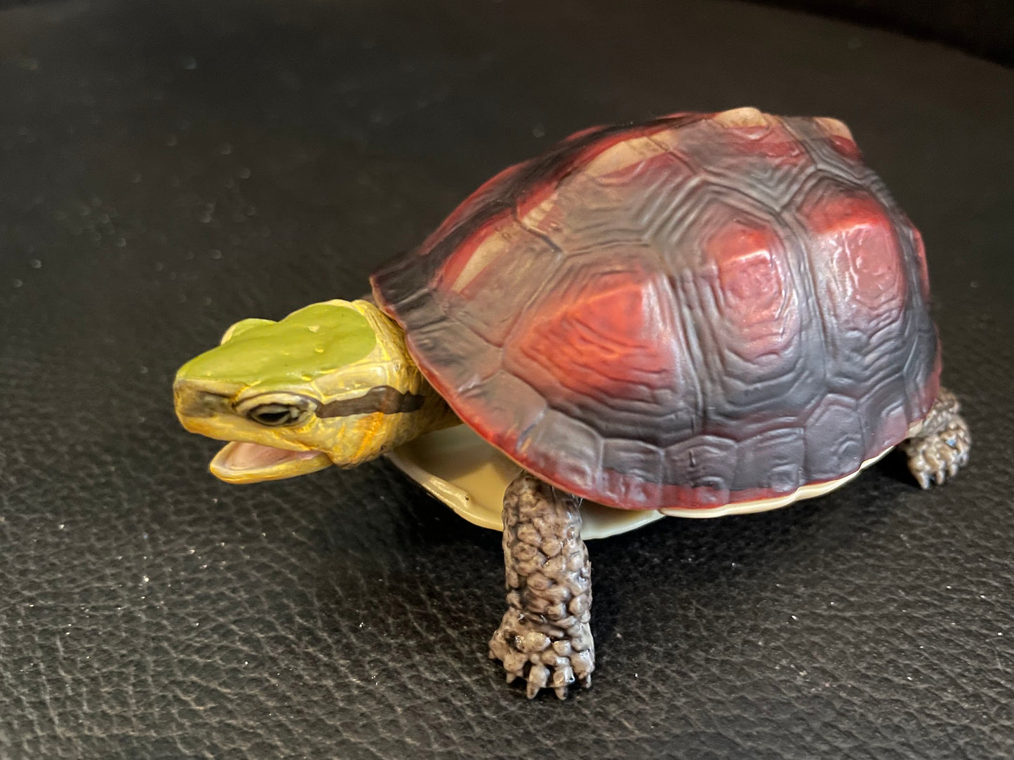 Chinese Box Turtle / Yellow-margined box turtle PVC Action Figure model with joints