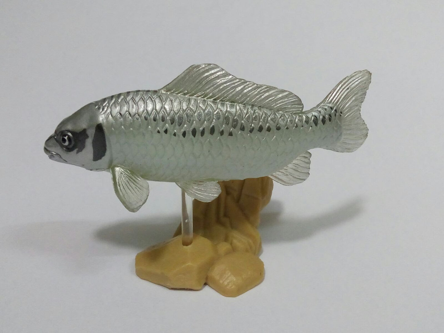 Retired rare Japan Yujin Exclusive item Freshwater Fish Silver Koi Fish animal PVC mini figure figurine model