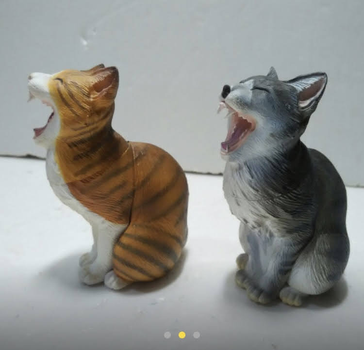 Retired Japan Yujin Shōwa Yawn Cat (Yellow/ Grey) animal PVC figure figurine model