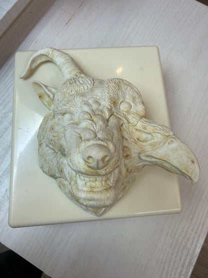 the GazettE - BEAUTIFUL DEFORMITY Limited Edition 3D Cover Relief Plate (Case only)
