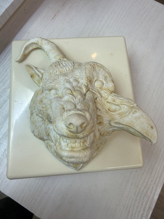 the GazettE - BEAUTIFUL DEFORMITY Limited Edition 3D Cover Relief Plate (Case only)
