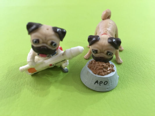 Japan Space Pug Dog PVC mini figure figurine Model 2 pcs Set