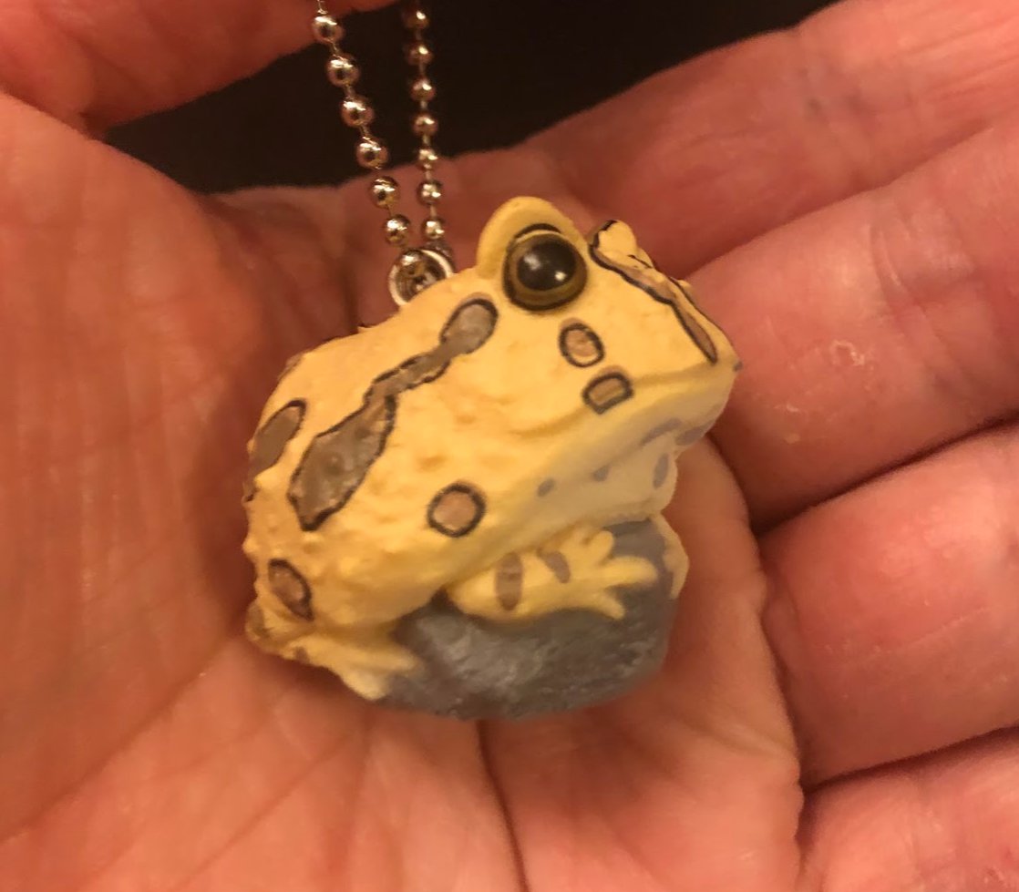 Japan Brown Horned Frog on Rock Resin Mini Figure Figurine Model keychain