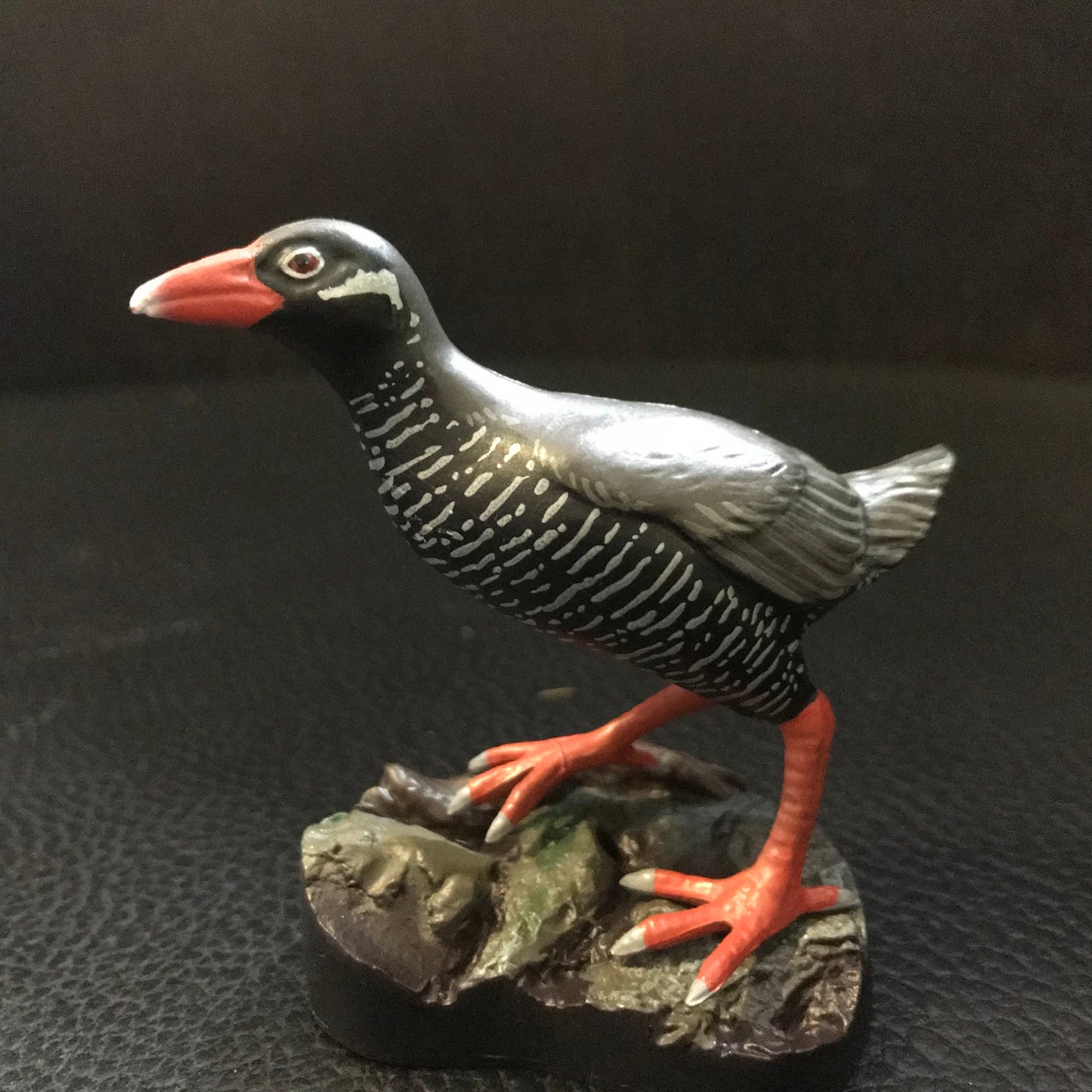 Colorata Okinawa Rail Bird PVC mini figurine figure model Rare