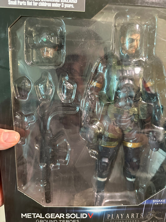 METAL GEAR SOLID V GROUND ZEROES PLAY ARTS Kai Snake (PVC Painted Action Figure)