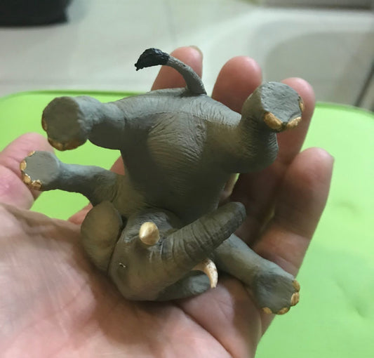 Animal Life Asakuma Toshio roll one's eyes Animal Elephant PVC Mini Figurine Figure Model