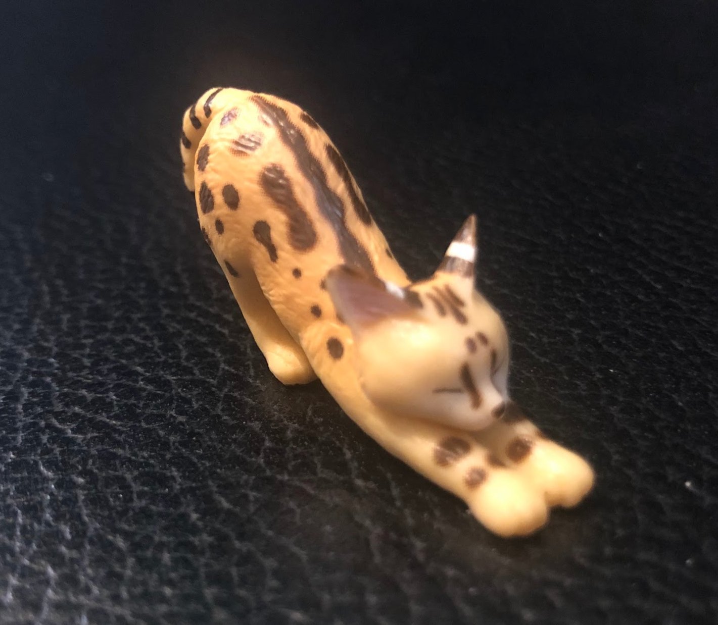 Japan SERVAL Cat animal PVC mini figure figurine model