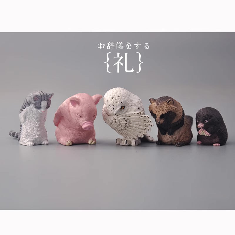 Japan Bowing Cat, Pig, Snowy owl, Raccoon dog & Mole animal PVC mini figure figurine model