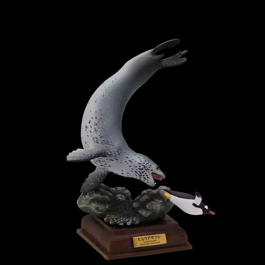 Japan Kitan Club Nature Techni Color leopard seal hunting PVC mini capsule figure model figurine with base