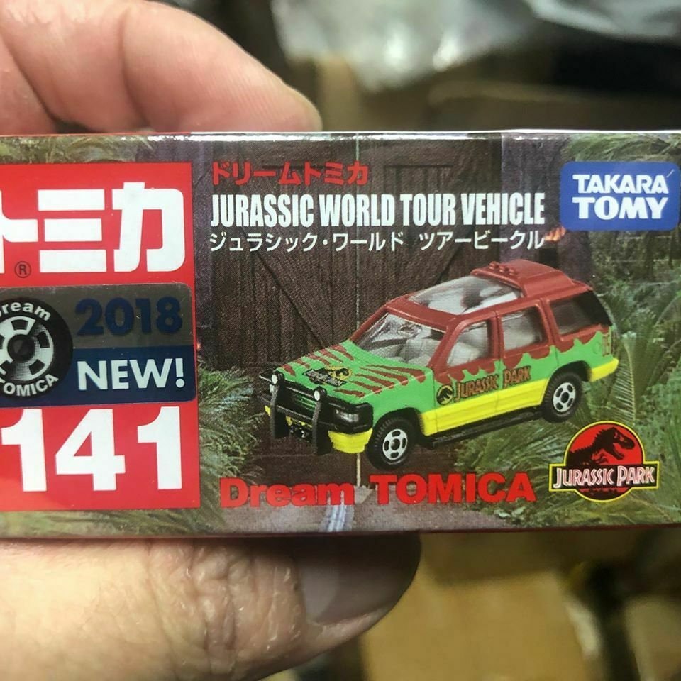 Takara Tomy Tomica 141 JP Jurassic Park Jurassic World Tour Vehicle Jeep Model