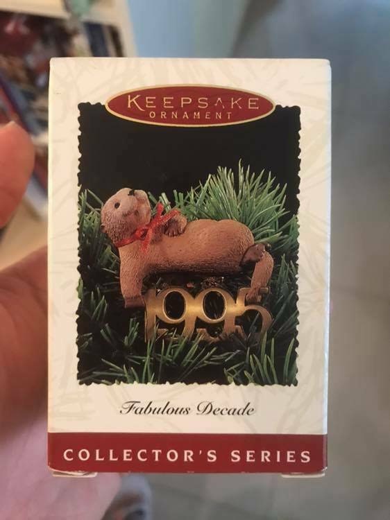 Rare Retired Hallmark 1995 Otter Animal Ornament Figurine Figure Model