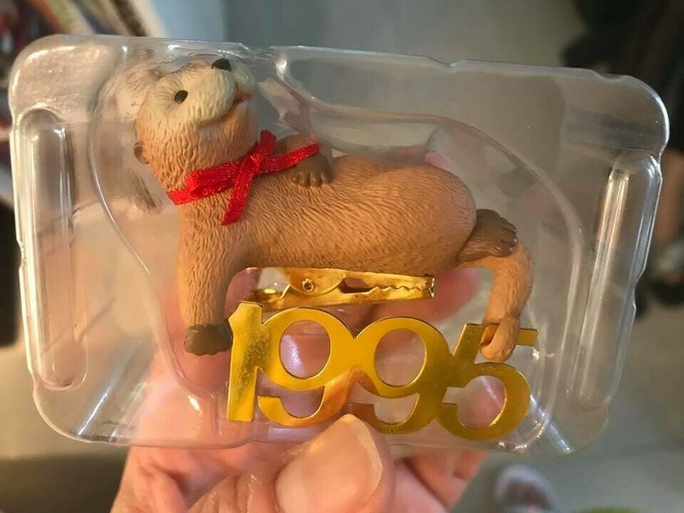 Rare Retired Hallmark 1995 Otter Animal Ornament Figurine Figure Model