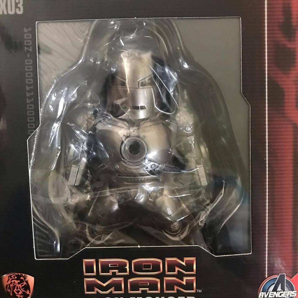 Marve IRONMAN IRON MONGER earphone plugy pvc figurine figure model