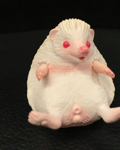 Japan Albino Hedgehog animal Vinyl Soft PVC figure model