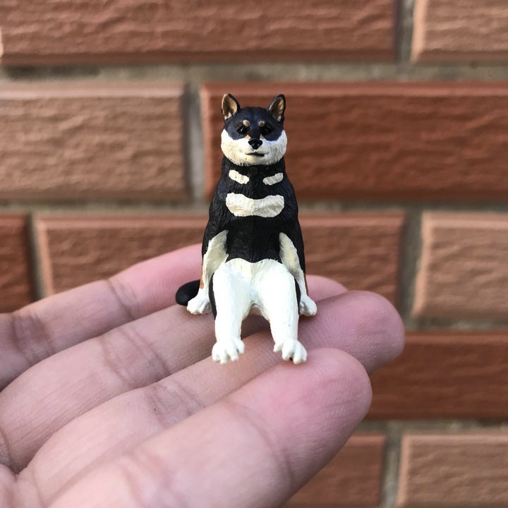 Japan Sitting Dark Black Shiba Inu dog PVC mini figure figurine Model