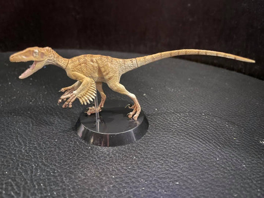 Qualia Deinonychus Dinosaur PVC mini Figure Figurine Model