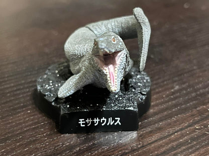 Japan Mosasaurus Dinosaur PVC Mini Figure Figurine Model Capsule