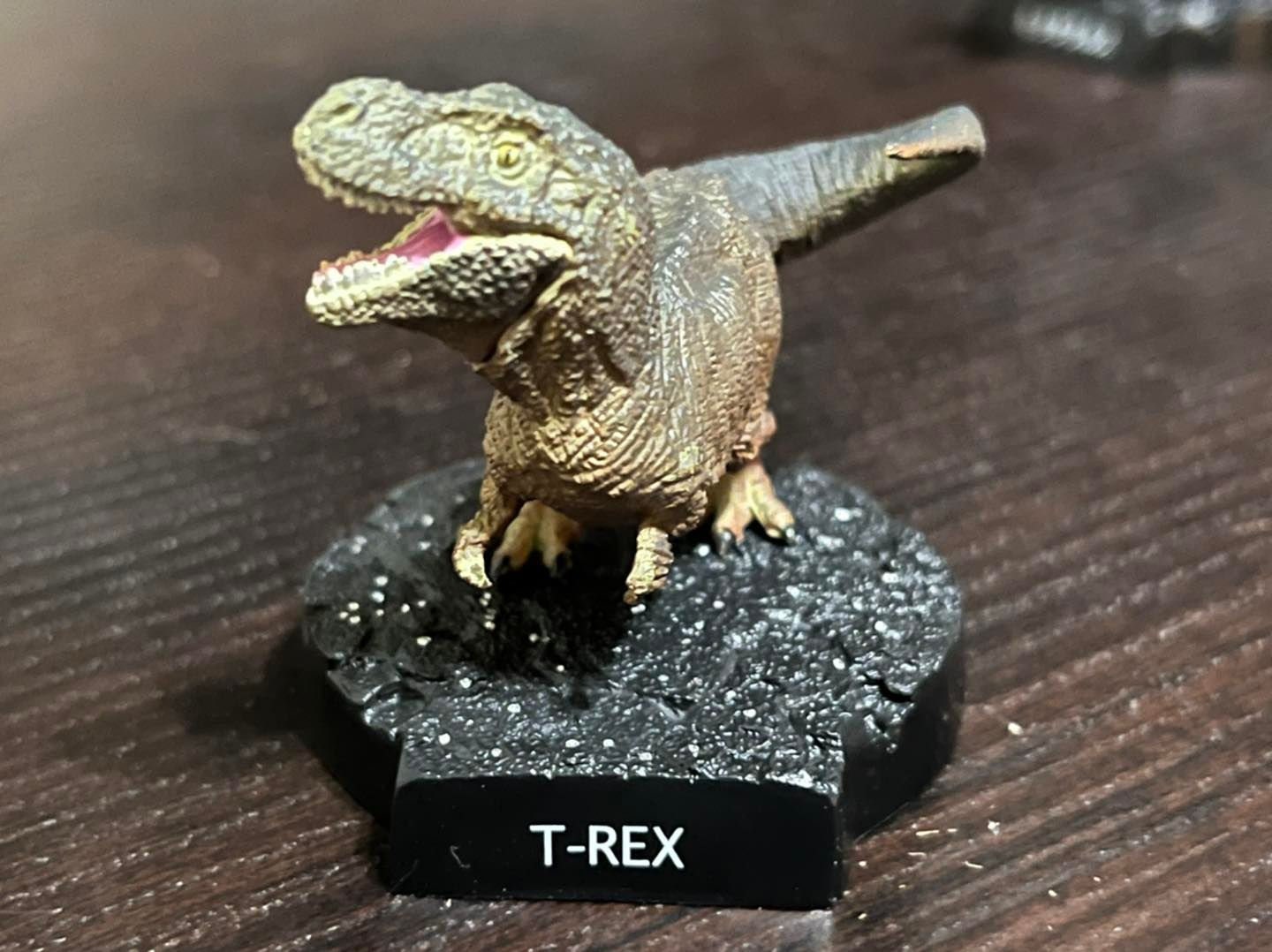 Japan T-rex Dinosaur PVC Mini Figure Figurine Model Capsule