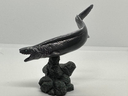 Japan Frilled shark fish animal PVC Figure Model Figurine