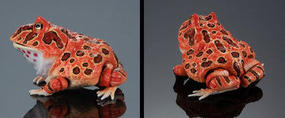 Argentine horned frog (Red) PVC figurine Figure model with joints