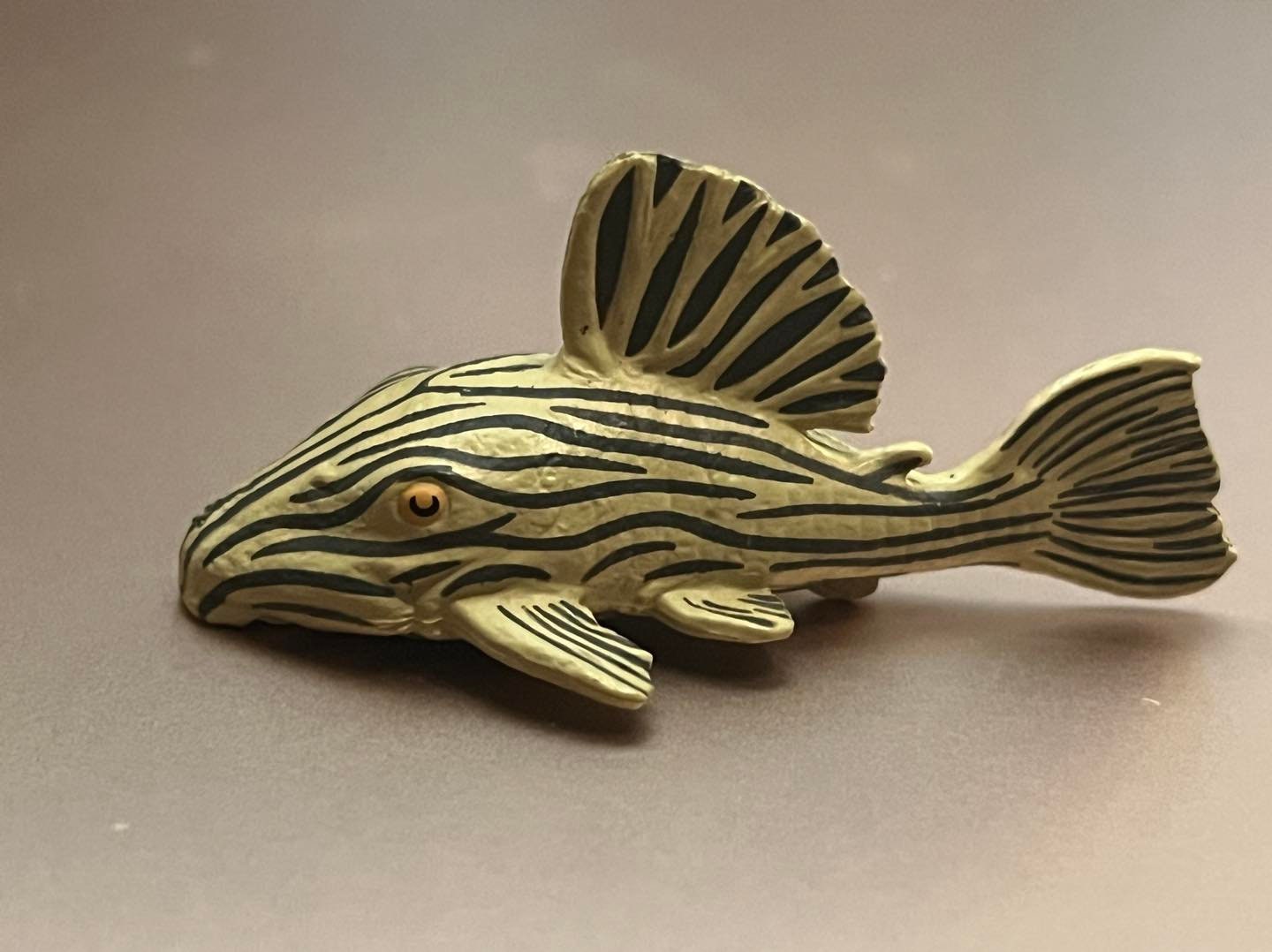 L27 Royal Panaque Pleco Fish PVC mini figurine Figure Model A