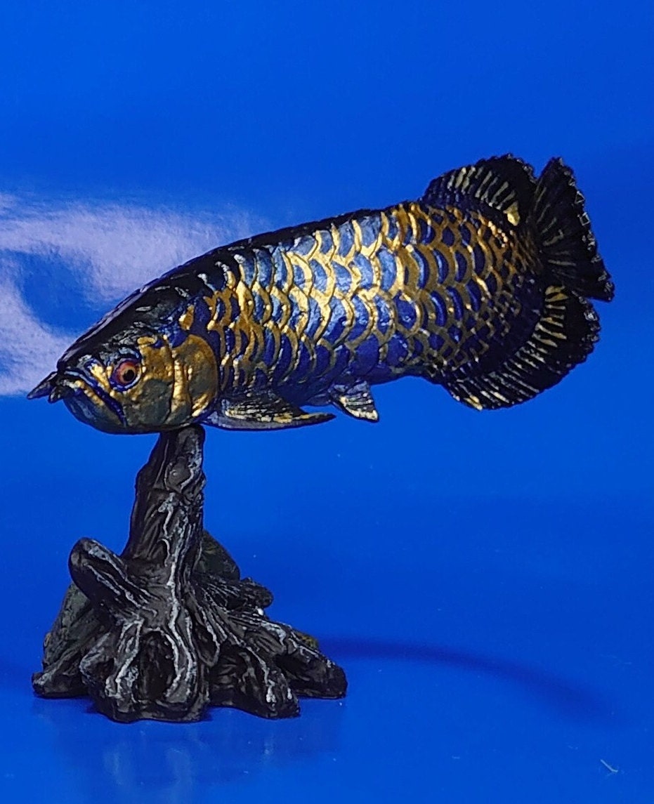 Golden Asian Arowana fish animal PVC Figure Model Figurine