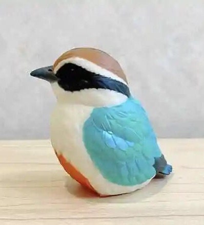 Japan fairy pitta Bird PVC hollowed figure model toy