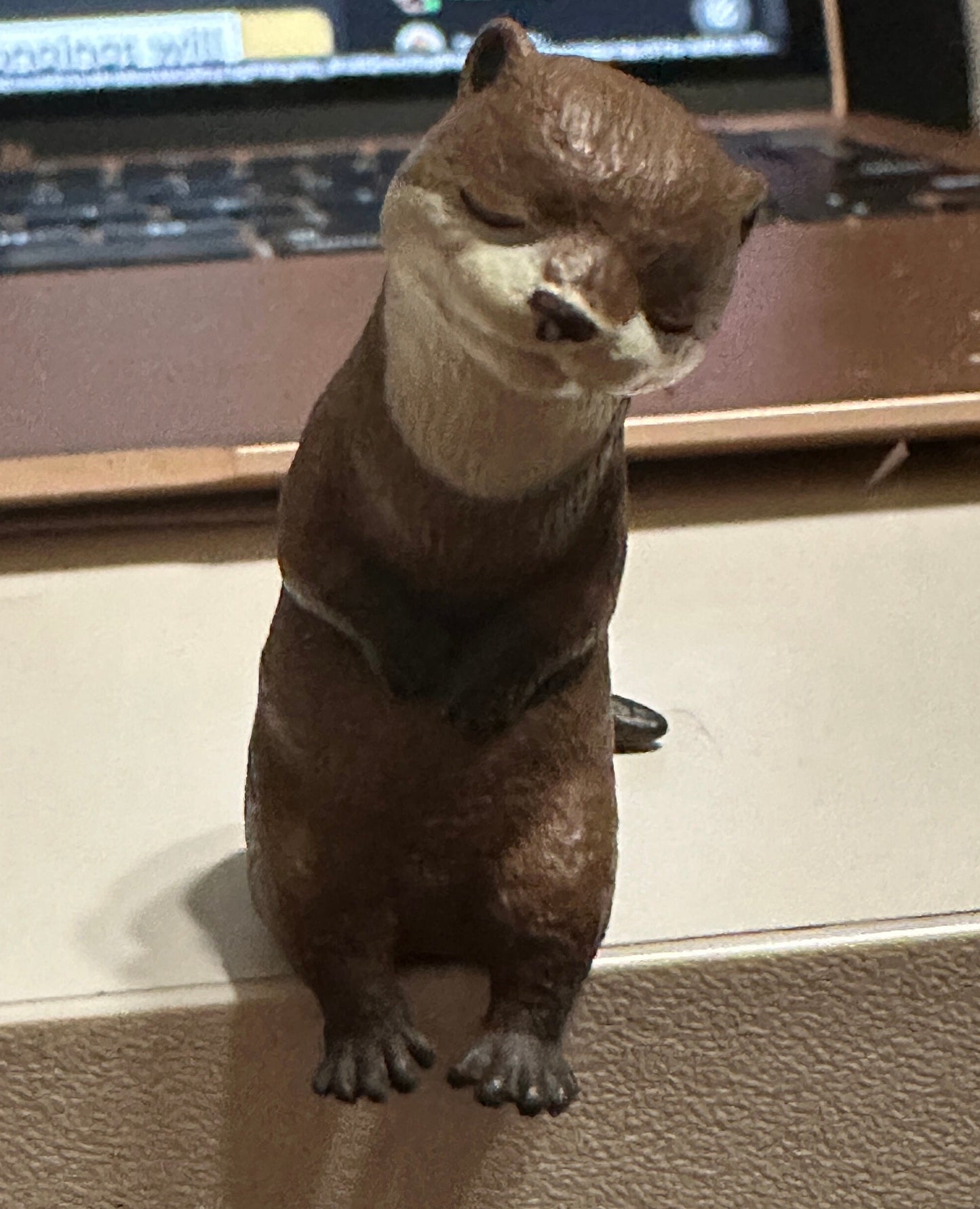 Japan Sitting Sleepy Otter animal PVC mini figure figurine Model