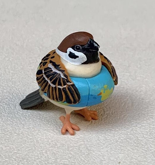 Japan Swimming Eurasian tree sparrow bird PVC mini figure model Color C