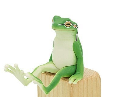 Japan Big Sitting Green Tree Frog PVC mini figure model A