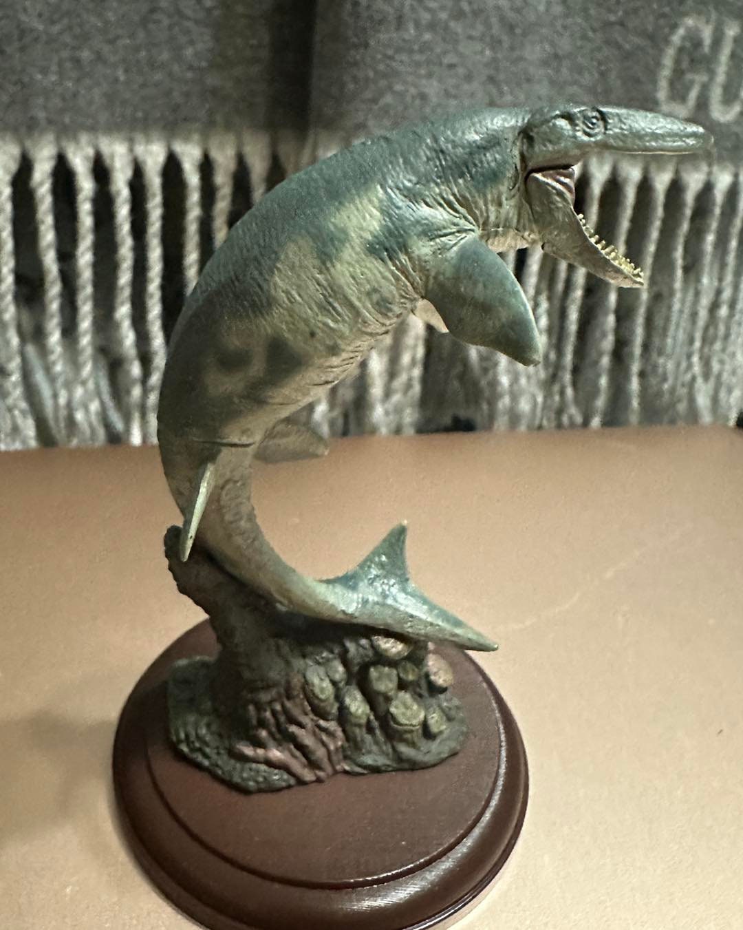 Japan Mosasaurus Dinosaur PVC figurine figure model with base