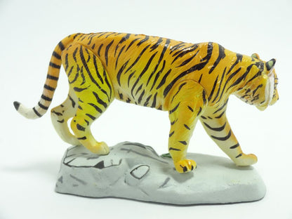 Retired Japan Kaiyodo Endangered Specie Siberian tiger PVC Mini Model Figure