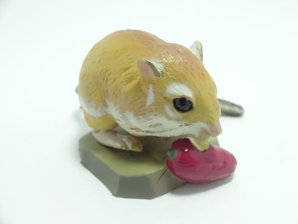 Retired Japan Kaiyodo Endangered Specie Heteromyidae kangaroo rat kangaroo mice PVC Mini Model Figure