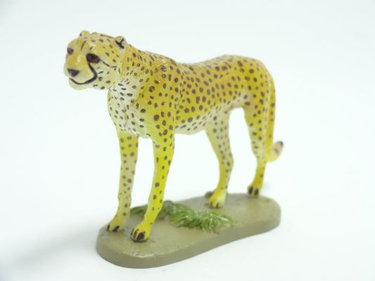 Retired Japan Kaiyodo Endangered Specie cheetah  PVC Mini Model Figure